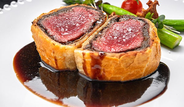 Beef Wellington: rețetă clasică și cum te ajută termometrul de carne