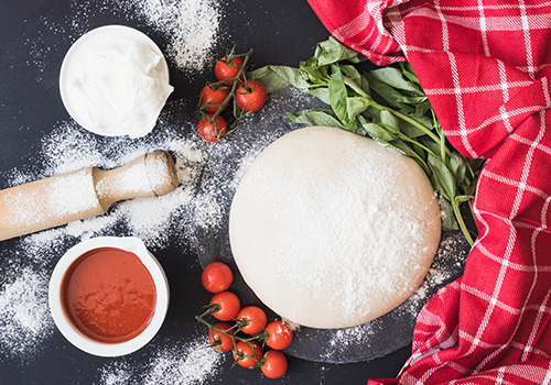 Cum să prepari cel mai bun aluat de pizza acasă