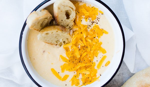 Rețetă autentică de supă de ceapă franțuzească la cuptor