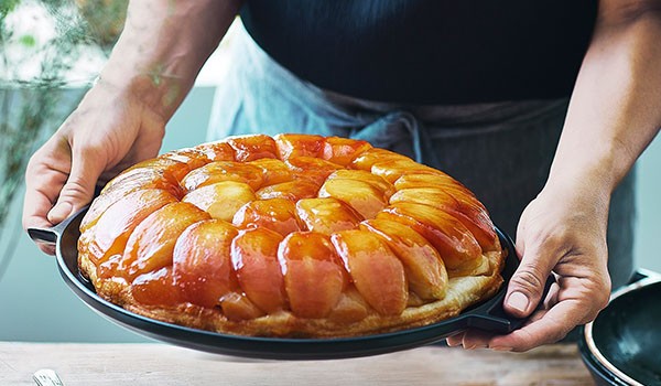 Tarta Tatin pas cu pas: trucuri pentru un caramel reușit