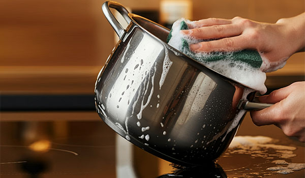 Top 5 greșeli frecvente în curățarea oalelor din inox - Află cum să le eviți